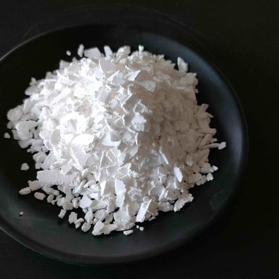Cas 1035-04-8 แคลเซียมคลอไรด์ 74 Flake CaCl2 วัตถุดิบทางเคมี